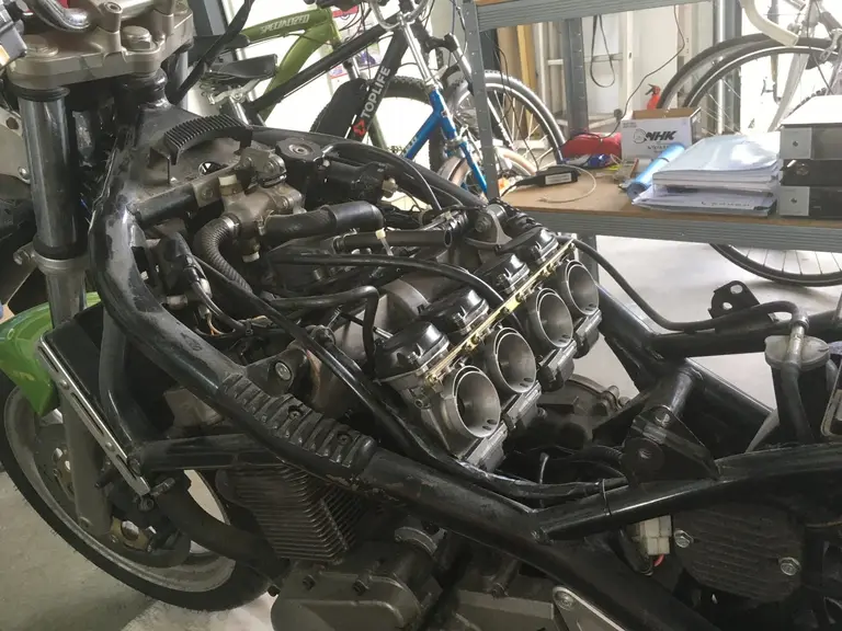 Réparation et entretien de moto à l'atelier AMMV - photo 3