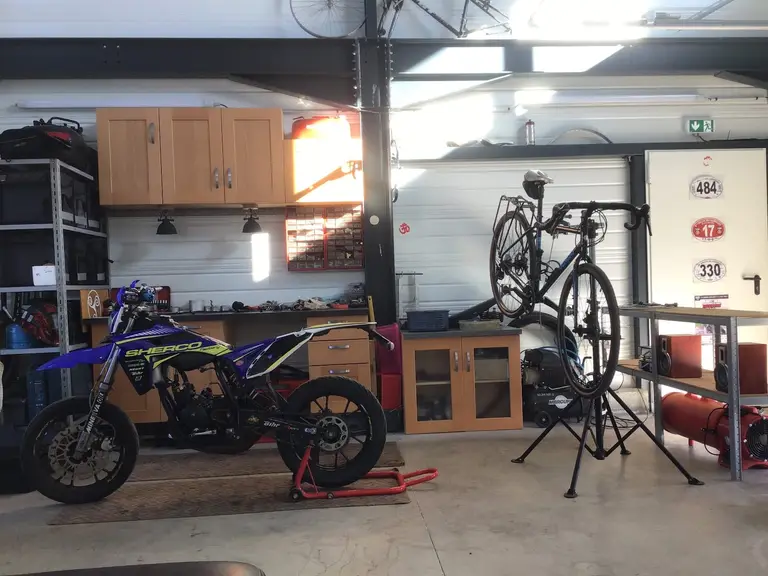 Réparation et entretien de vélo à l'atelier AMMV - photo 5